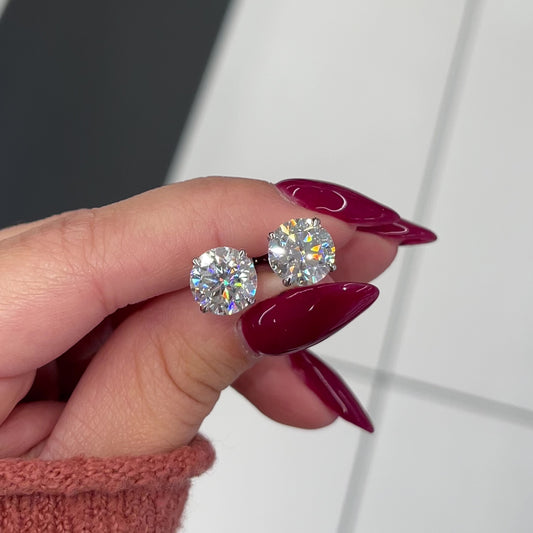 6.0 Ctw Round-Cut Earrings in 14K Gold