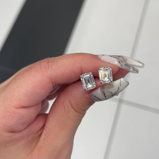 4.0 Ctw Emerald-Cut Earrings in 14K Gold