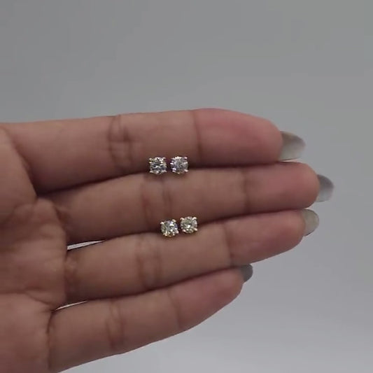 0.50 Ctw Round-Cut Solitaire Stud Earrings in 14K Gold