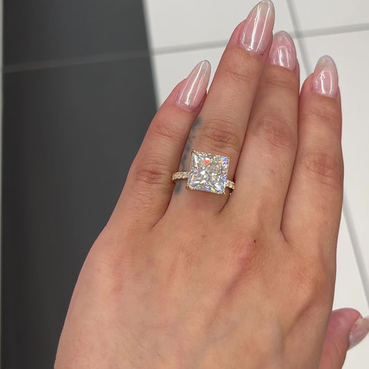 7.5 Ctw Princess-Cut Diamond Ring in 14K Gold